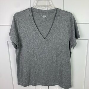 J Crew Factory LARGE Girlfriend Tee Short Sleeve V Neck Gray Minimalist Capsule